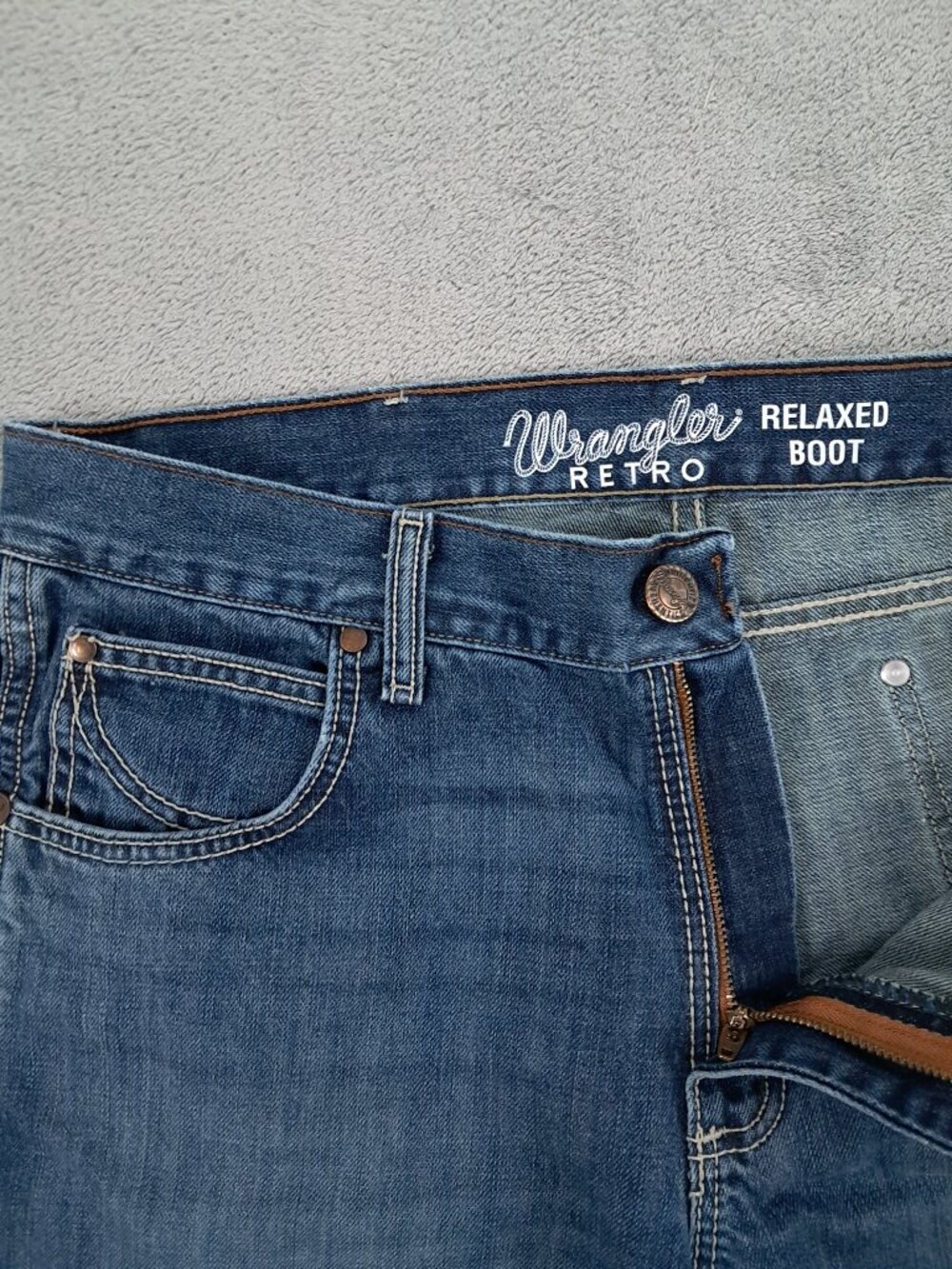 Wrangler Retro Jean Men 35x34 Relaxed Boot Cut Blue Denim 100% Cotton WRT20RT - Picture 3 of 11